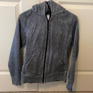 Like new lululemon full zip scuba hoodie. Size 4